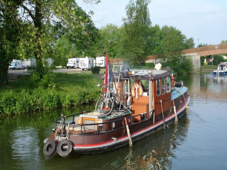 Gite La Loutre Stenay Exterior foto